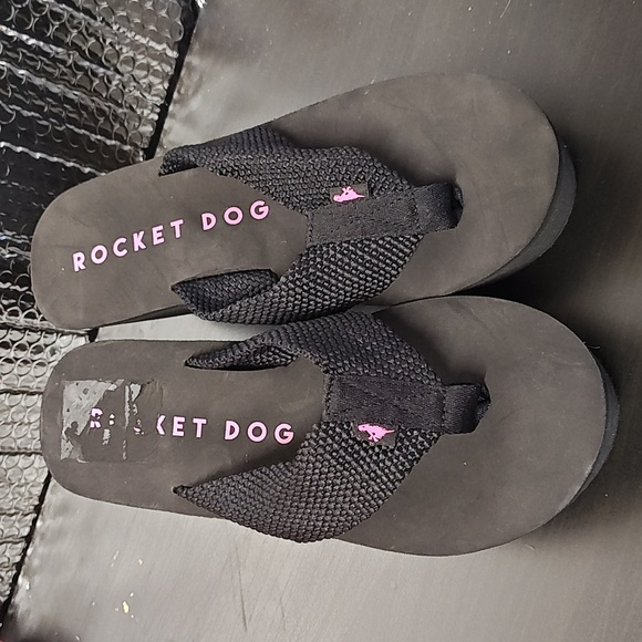Rocket Dog Diver Black Wedge Flip Flop - Picture 1 of 7